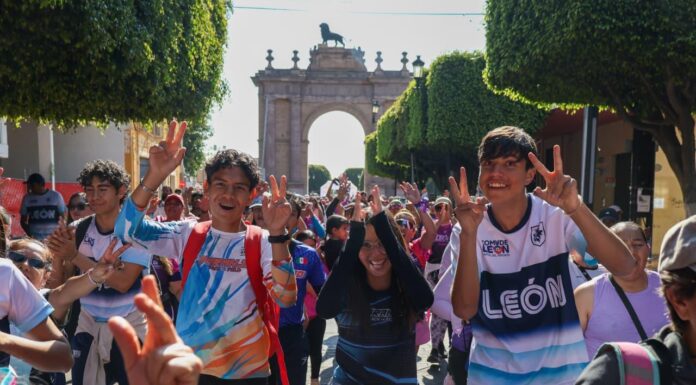 Conmemora León Día de la Mujer con una caminata incluyente