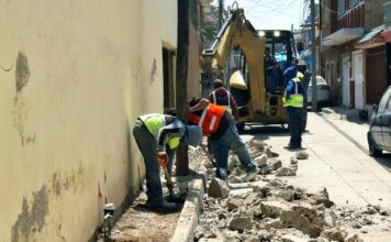 Inicia SAPAS rehabilitación de líneas en callejón del Oso y Esperanza
