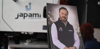 Rinden homenaje a Roberto Castañeda en Irapuato