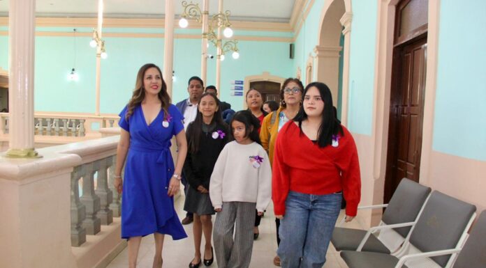 Viven niñas de Silao experiencia de ser “Presidenta por Un Día”