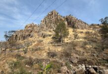 Tiembla en Abasolo; se desprenden rocas del “Salto del Diablo” (VIDEO)