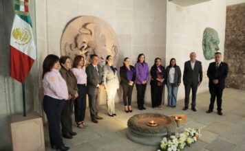 Renovación de fuego simbólico; por instituciones públicas en libertad