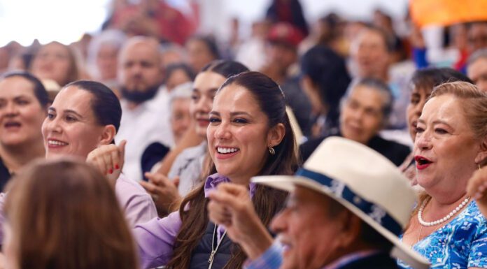 Libia Dennise impulsa a mujeres del campo en Guanajuato
