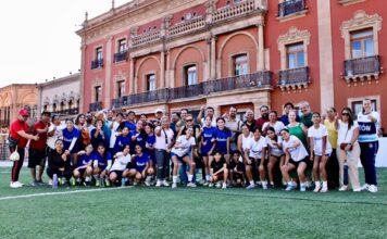 León se suma a activación social por las mujeres