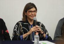 Académicas de UG impulsan diálogo sobre la economía de la productividad invisible