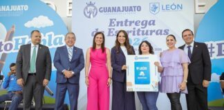 Entregan escrituras y dan certeza jurídica en León