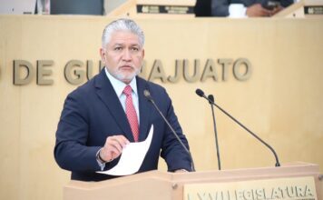 Que policías municipales también investiguen delitos: Alejandro Arias