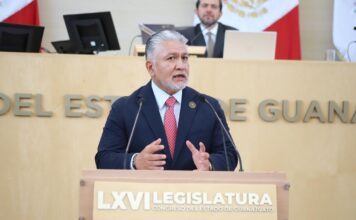 Plan B electoral contraviene a la Constitución y no es austero: Alejandro Arias