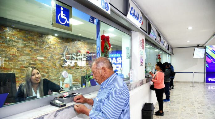 Apoya SAPAL León con abastecimiento de agua gratuita