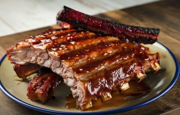 Grupo Bachoco, en Celaya, anuncia exportación de carne a Costa de Marfil