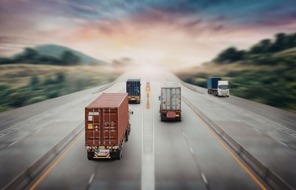 Presidencia analiza topar, también, precio del diesel en México