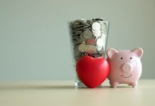 Los mexicanos sí ahorran… ¡Pero no para su retiro!