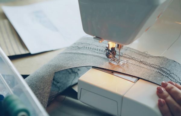 Al 60% de su capacidad tabajan industriales del vestido