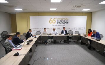 Diputados analizan iniciativa en materia de comités municipales