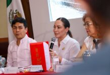 Samantha Smith ofrece informe de su gira por China