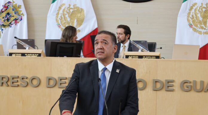 Presenta Sergio Contreras iniciativa por atención integral en embarazo de menores