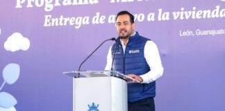 Renuncia Allan León en medio de investigación por presunta empresa fachada