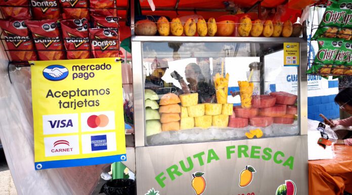 Mejoran ventas a comercios que aceptan dinero electrónico