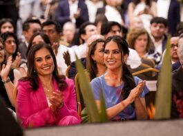 Un saludo amable, pero no más