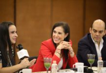 Presenta Ale Gutiérrez programa de obras a empresarios de la CANADEVI