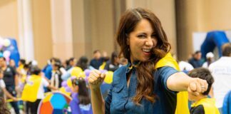 Celebra Libia Dennise a infancias de Guanajuato