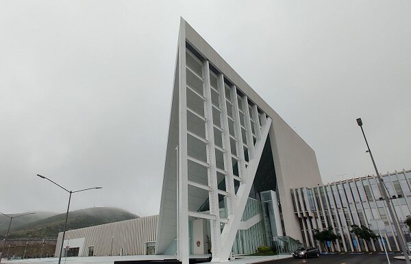 Avalan dictamen de reforma por límite presupuestal al Poder Legislativo
