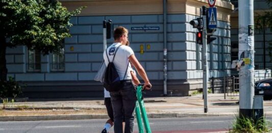 Ahora sí, habrá regulación a scooter, patines y motos eléctricas