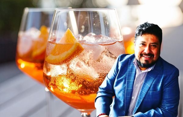 El arte de beber en días de calor: Guía para disfrutar con estilo
