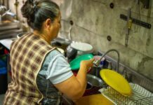 Trabajo doméstico no remunerado en México alcanzaría 8.4 billones de pesos