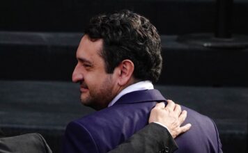 Reclama hijo de AMLO a Trump cancelación de visa