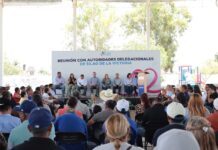 Se reúne Melanie Murillo con delegados en Silao
