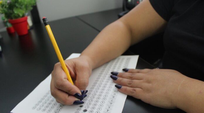 Participan 200 mil estudiantes en aplicación RIMA 2026