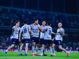 Cruz Azul levanta su decima copa tras vencer a Pumas