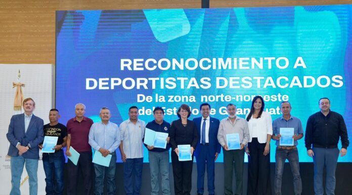 Congresistas reconocen a deportistas originarios del norte guanajuatense