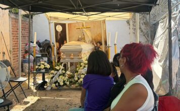 Moto embestida por patrulla no tenía reporte de robo, familiares