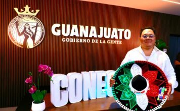 Sombreros, llaveros y herrajes guanajuatenses, productos oficiales FIFA