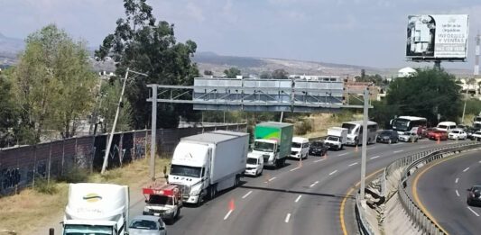 Prevén que reparación total de socavón en Federal 45 terminen el lunes