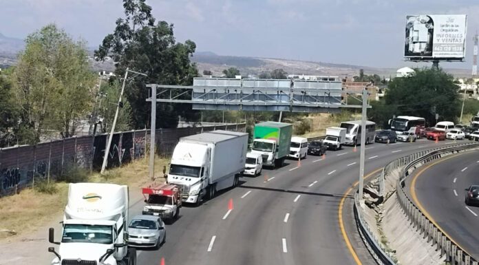 Prevén que reparación total de socavón en Federal 45 terminen el lunes