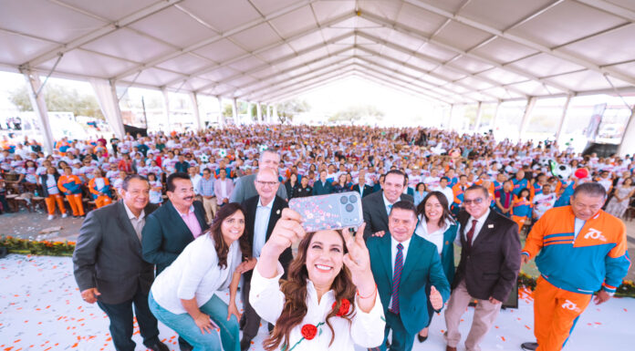 Libia Dennise entrega infraestructura educativa en Cuerámaro y Silao