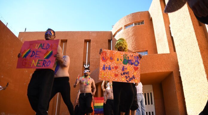 Viven su libertad en los CEPRERESO; internos celebran Orgullo LGBT+