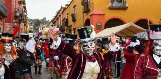 La locura más hermosa de México: San Miguel de Allende se rinde al color y la fe