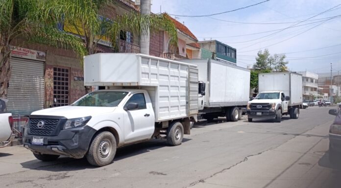 Vecinos se quejan que en Silao se permite la anarquía vial