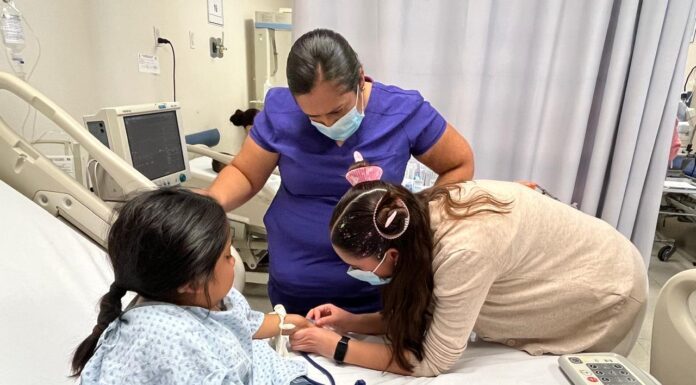 Guanajuato atiende a paciente lisosomal sin costo alguno