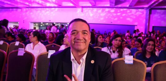“Que nadie se quede atrás”; impulsa Sergio Contreras acceso a la educación