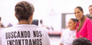 Se reúne Libia Dennise con colectivos de buscadores; les refrenda compromiso