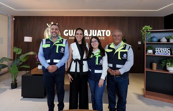 Carreteras de Guanajuato recibirán mantenimiento permanente durante el año: Libia Dennise