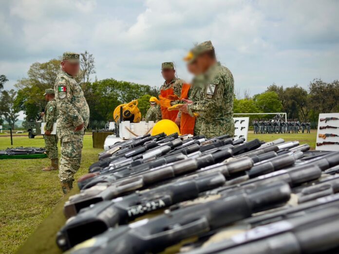 Destruyen-autoridades-estatales-y-federales-mas-de-83-mil-armas-en-Irapuato-05