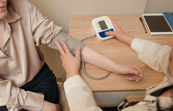 SSG atiende la hipertensión arterial con nuevos diagnósticos.