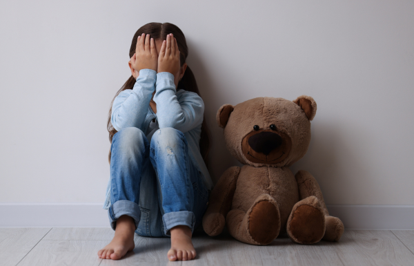 Fiscalía ha detenido a 4 personas vinculadas a red internacional de pornografía infantil