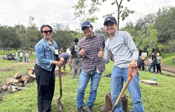 León fortalece compromiso ambiental en el Parque Los Cárcamos